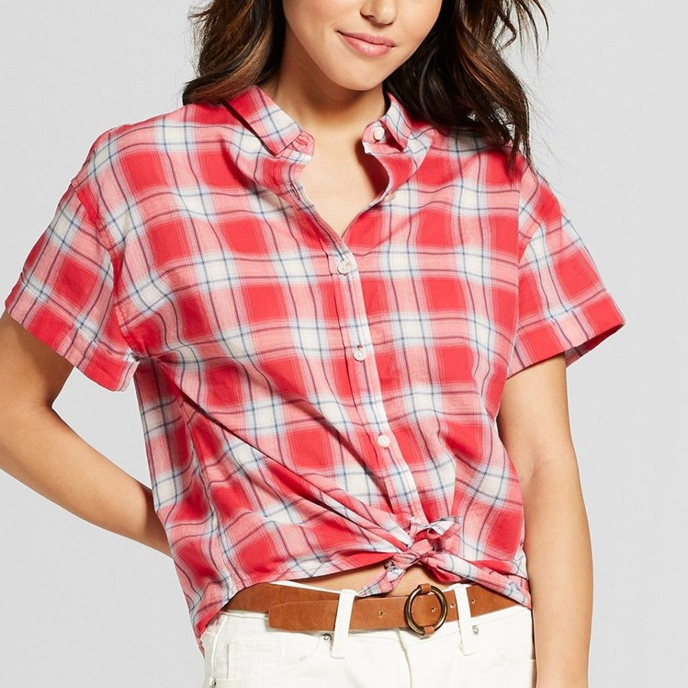 Short Sleeve Plaid Button-Down Shirt
